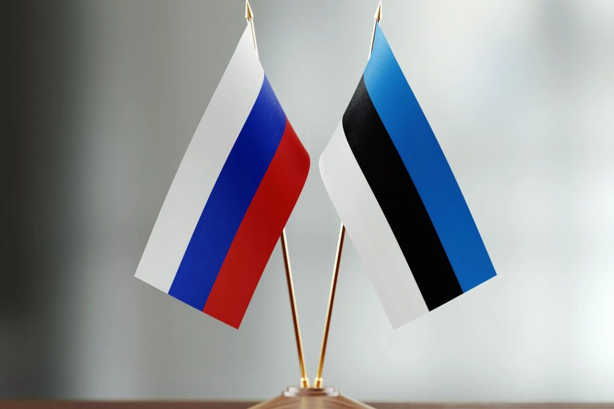 Rusiya XİN estoniyalı diplomatı ölkədən çıxarıb